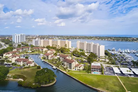 124 Lakeshore Dr #829, North Palm Beach, FL 33408