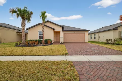 748 Carlyle Way, Fort Pierce, FL 34947