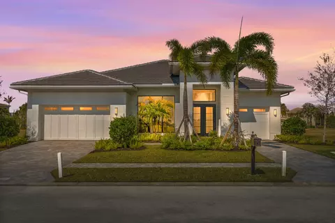 170 SE Rio Angelica, Port Saint Lucie, FL 34984