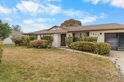 1962 SW Libra Ln, Port Saint Lucie, FL 34984