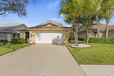 125 Seashore Dr, Jupiter, FL 33477