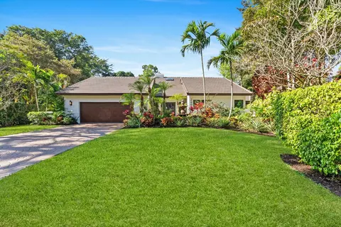 2498 NW 39th St, Boca Raton, FL 33431