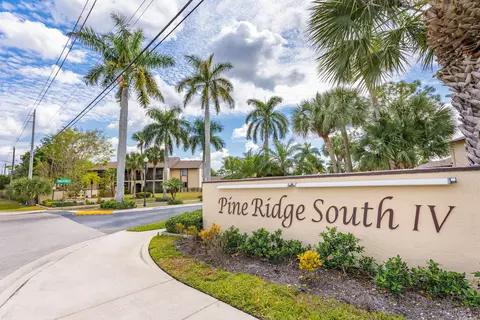 421 Pine Glen Ln #A-2, Greenacres, FL 33463