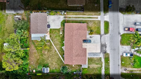 4865 Dell Ave, Lake Worth, FL 33461