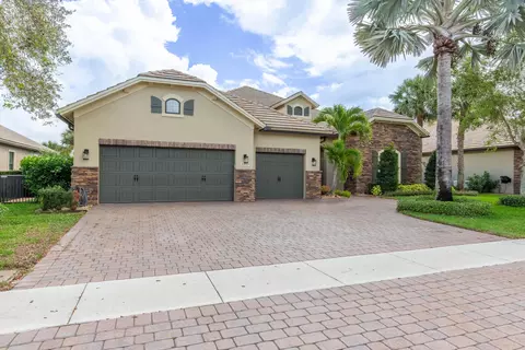 3399 Siena Cir, Wellington, FL 33414