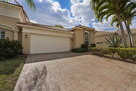 8400 Nicholls Pt, West Palm Beach, FL 33411