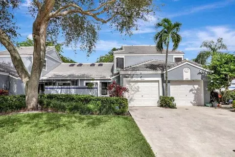 8353 Waterford Ave, Tamarac, FL 33321