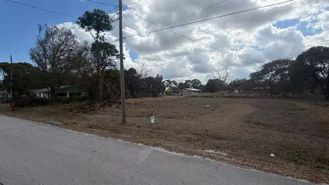 Undisclosed, Fort Pierce, FL 34947