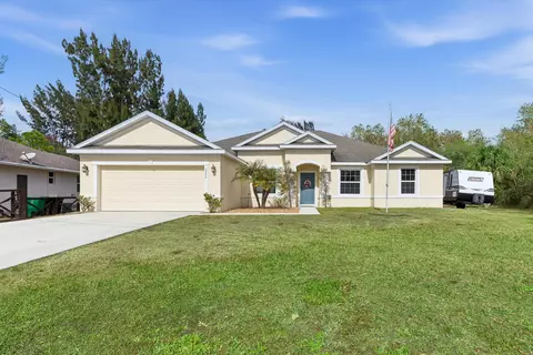 5244 NW E Piper Cir, Port Saint Lucie, FL 34986