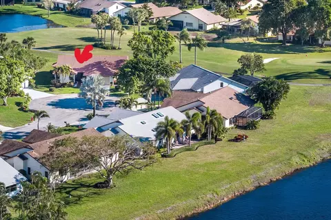 5722 Willow Creek Ln, Delray Beach, FL 33484