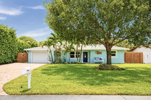 1515 Treemont Ave, Jupiter, FL 33469