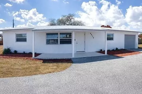 Exterior - 4472 SE Alden Ave, Stuart, FL 34997 photo 1 of 2