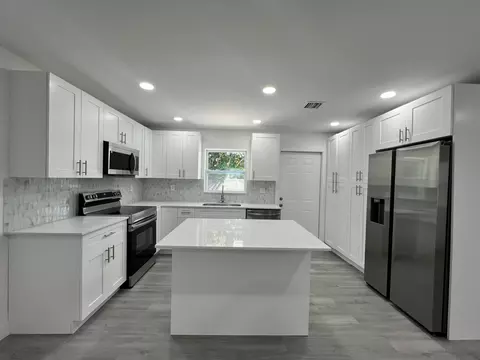 2801 Avenue Q Ave, Fort Pierce, FL 34947