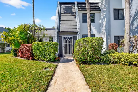 4288 D Este Ct, Lake Worth, FL 33467