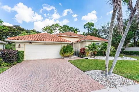 6529 Jog Estates Ln, Boynton Beach, FL 33437