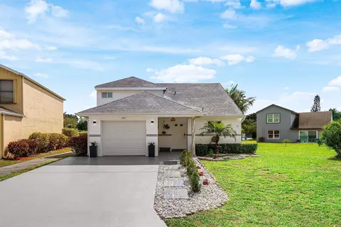 101 Azalea Cir, Boynton Beach, FL 33436