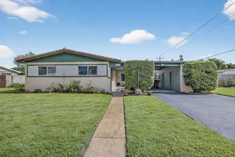 882 Azalea Ct, Plantation, FL 33317