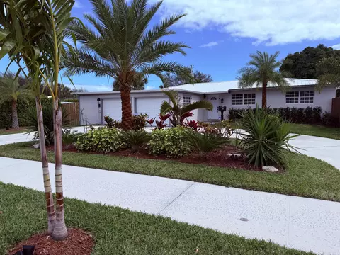 830 6th, Lake Park, FL 33403