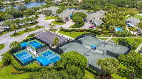 View/Area - 3498 SE Doubleton Dr, Stuart, FL 34997 photo 7 of 10