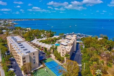 104350 Overseas Hwy #A406 AND BOAT  25, Key Largo, FL 33037