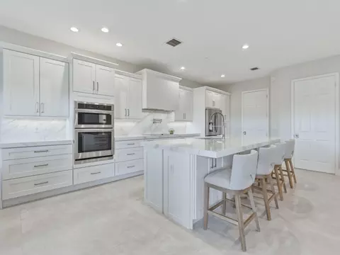 34 Lancaster Rd, Boynton Beach, FL 33426