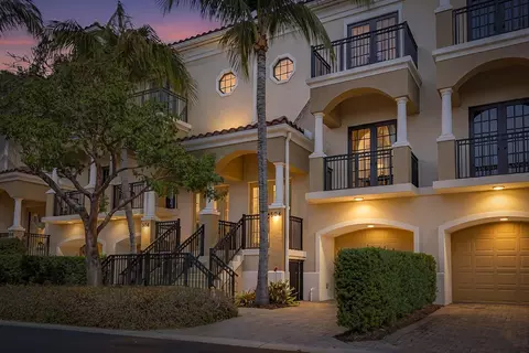 504 Del Sol Cir, Tequesta, FL 33469