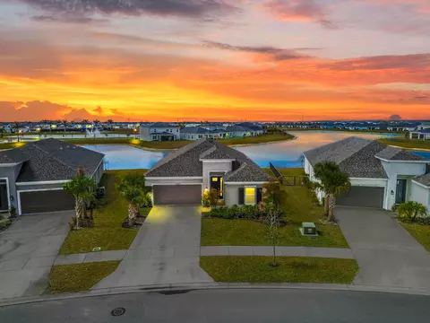11588 SW Macelli Way, Port Saint Lucie, FL 34987