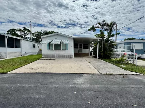 8814 40th Ter S, Boynton Beach, FL 33436