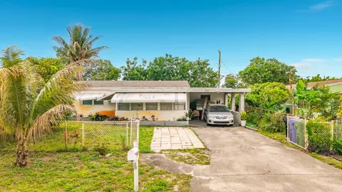 3020 NW 17th St, Fort Lauderdale, FL 33311