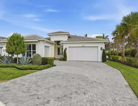 12176 Waterstone Cir, Palm Beach Gardens, FL 33412