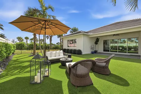 12176 Waterstone Cir, Palm Beach Gardens, FL 33412