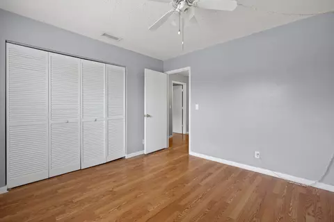Bedroom - 707 Stonewood Ct #19C, Jupiter, FL 33458 photo 2 of 5