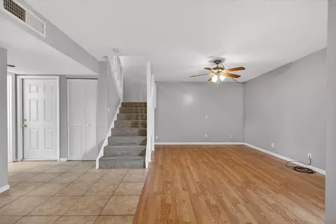 Living - 707 Stonewood Ct #19C, Jupiter, FL 33458 photo 2 of 13
