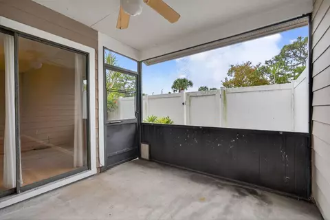 Exterior - 707 Stonewood Ct #19C, Jupiter, FL 33458 photo 3 of 11