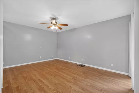 Living - 707 Stonewood Ct #19C, Jupiter, FL 33458 photo 3 of 13