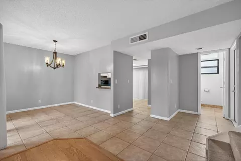Living - 707 Stonewood Ct #19C, Jupiter, FL 33458 photo 13 of 13