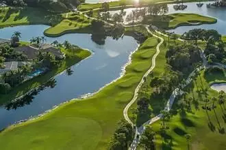 9 Lexington Ln E #F, Palm Beach Gardens, FL 33418