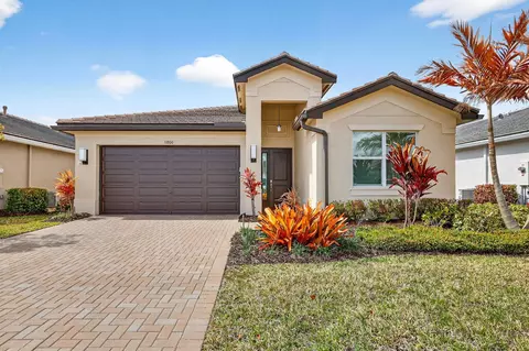 11800 SW Silverlake Falls Dr, Port Saint Lucie, FL 34987