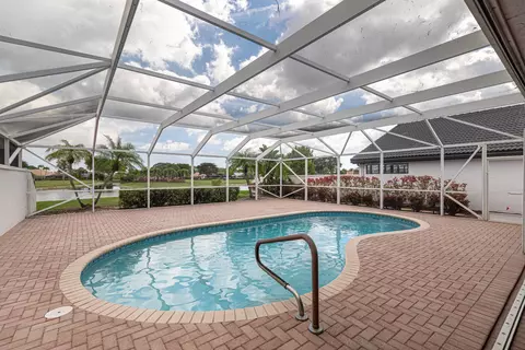 10861 White Aspen Ln, Boca Raton, FL 33428