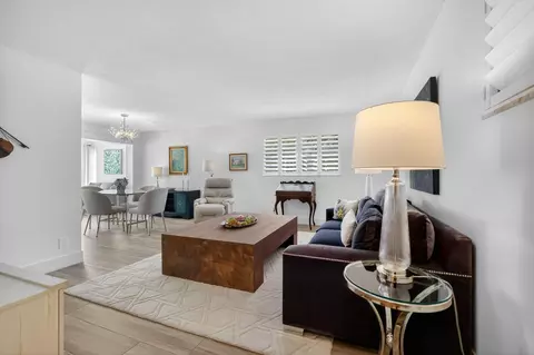 33 Colonial Clb #104, Boynton Beach, FL 33435