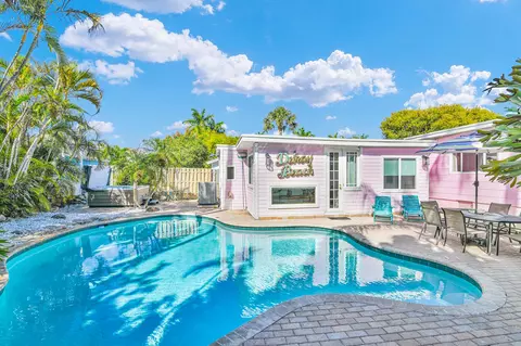 3218 Palm Dr, Delray Beach, FL 33483