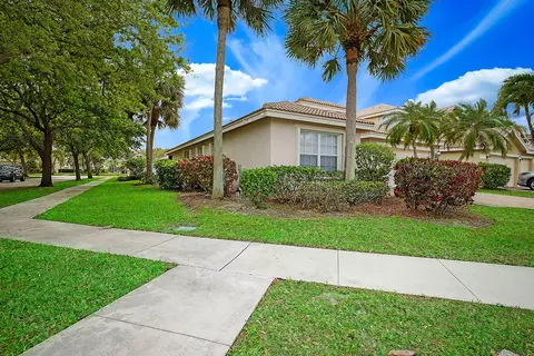 5028 Solar Point Dr, Greenacres, FL 33463