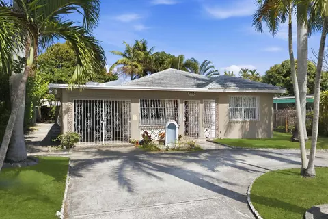 225 Plymouth Rd, West Palm Beach, FL 33405