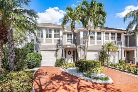3905 NW 58th St, Boca Raton, FL 33496