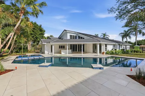 6189 Woodcutter Ct, Palm Beach Gardens, FL 33418