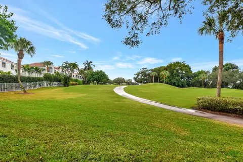 17396 Boca Club Blvd #104, Boca Raton, FL 33487