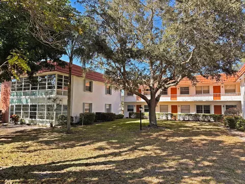 2600 SE Ocean Blvd #D-9, Stuart, FL 34996