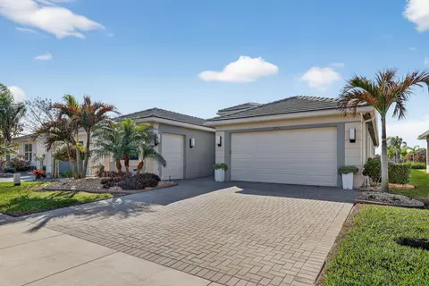 11790 SW Sailfish Isles Way, Port Saint Lucie, FL 34987