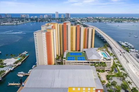 2650 Lake Shore Dr #1004, Riviera Beach, FL 33404