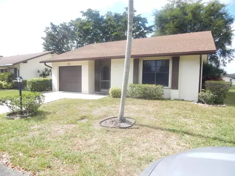 6229 Lakemont Cir, Greenacres, FL 33463